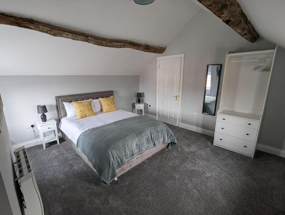 Husbands Bosworth 31 High Street - Modern & Stylish 2-Bed Apartment - Inc Parking מראה חיצוני תמונה