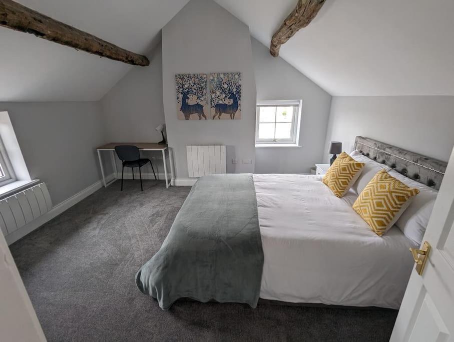 Husbands Bosworth 31 High Street - Modern & Stylish 2-Bed Apartment - Inc Parking מראה חיצוני תמונה