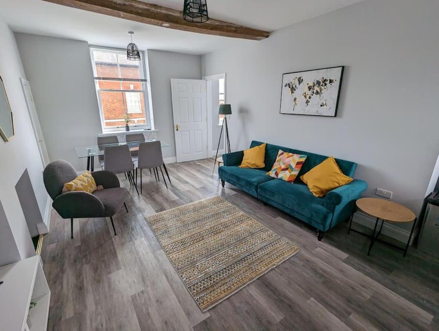 Husbands Bosworth 31 High Street - Modern & Stylish 2-Bed Apartment - Inc Parking מראה חיצוני תמונה